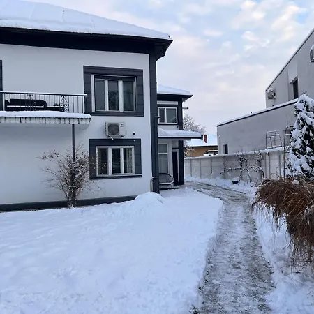 Sun By Elite- Full Equip, Free Parking, Near Iulius And Aquapark Apartmán